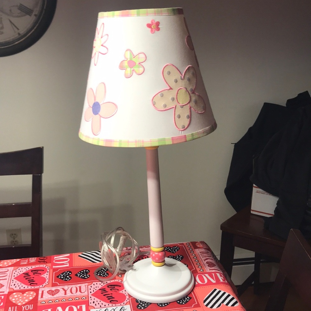 Table lamp